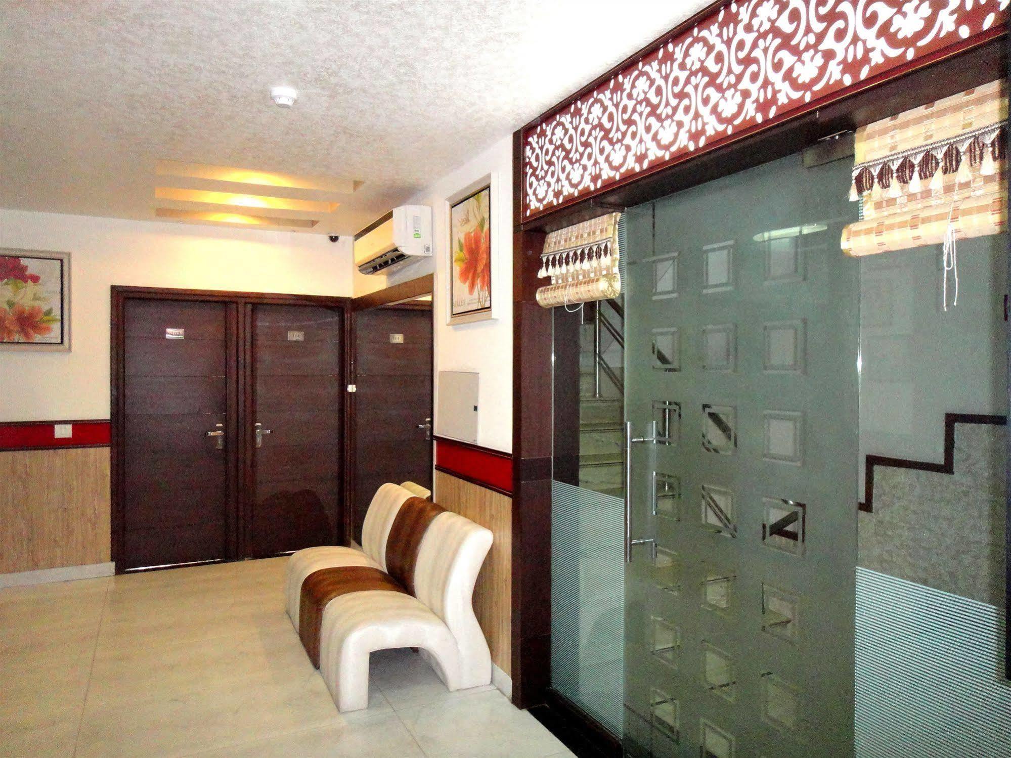 Hotel Orbit 34 Chandīgarh Exterior foto